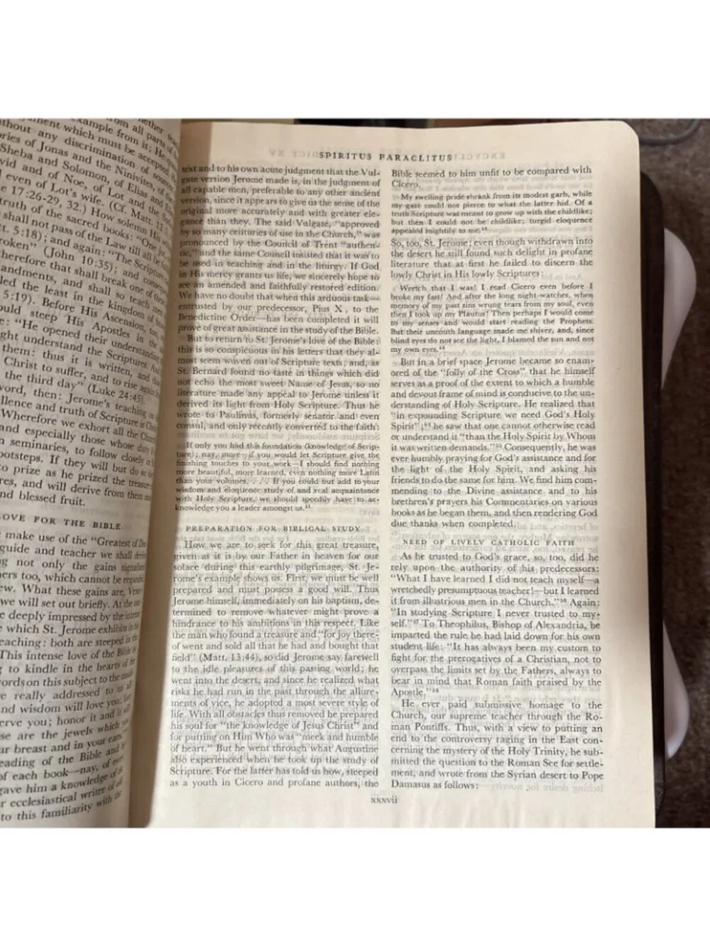 Holy Family Edition Catholic Bible 1950 Old & New Testament Gold Edge Pages